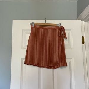 AE skirt